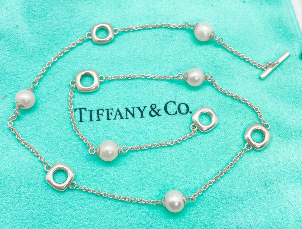 Tiffany & Co. 4.5mm Pearl Cushion Square Toggle Necklace Sterling Silver 15"